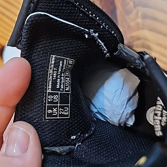 Dr. Martens Boots, White, Toddler Size 9 - Picture 5 of 7